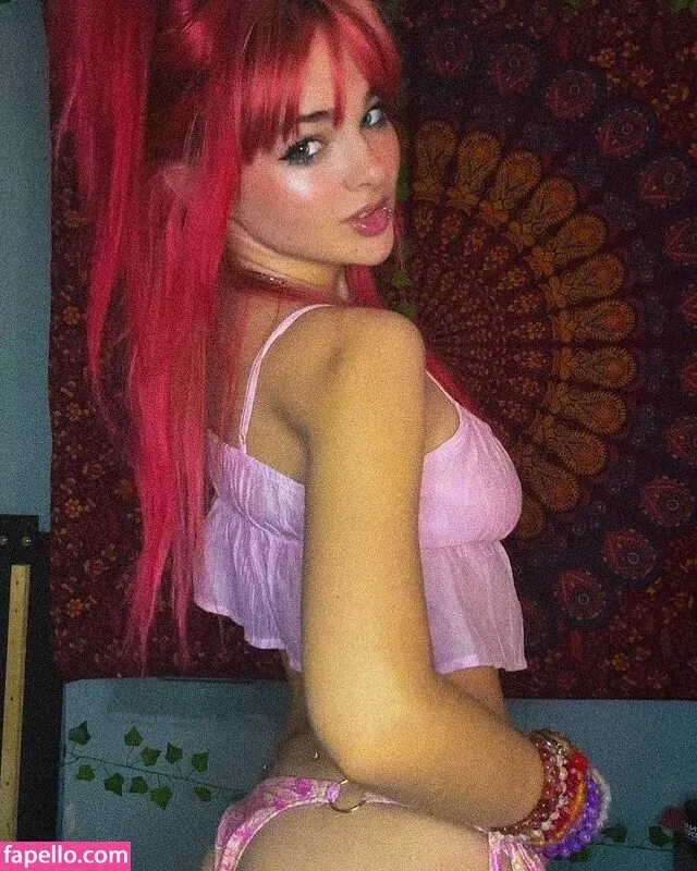 Ember Vail Onlyfans Photo Gallery 