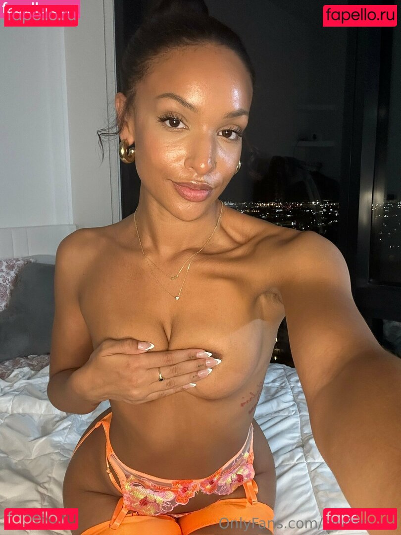 oliviamara Nude Onlyfans Photo 33