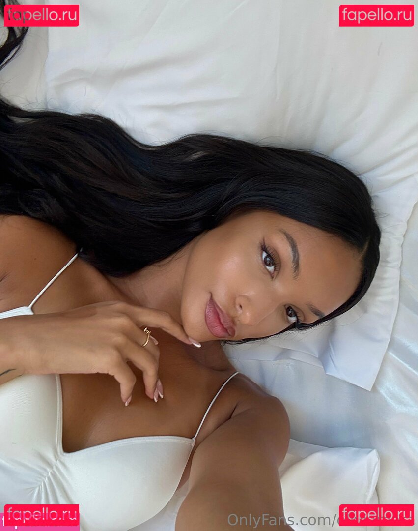 oliviamara Nude Onlyfans Photo 7