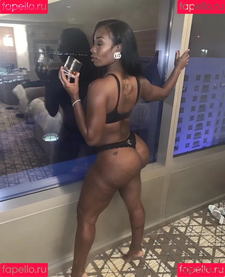 Lastarya Onlyfans Photo Gallery 