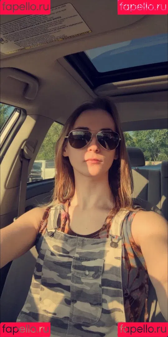 Clementine Onlyfans Photo Gallery 