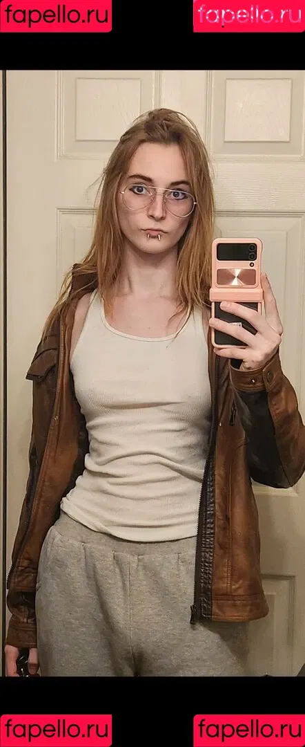 Clementine Onlyfans Photo Gallery 