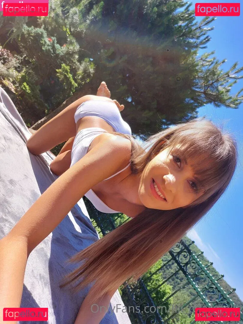 Lili Charmelle Onlyfans Photo Gallery 