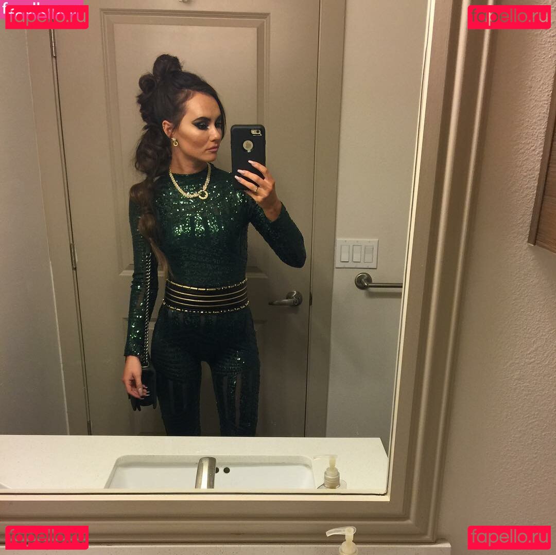 Madeline Carroll Nude Onlyfans Photo 34
