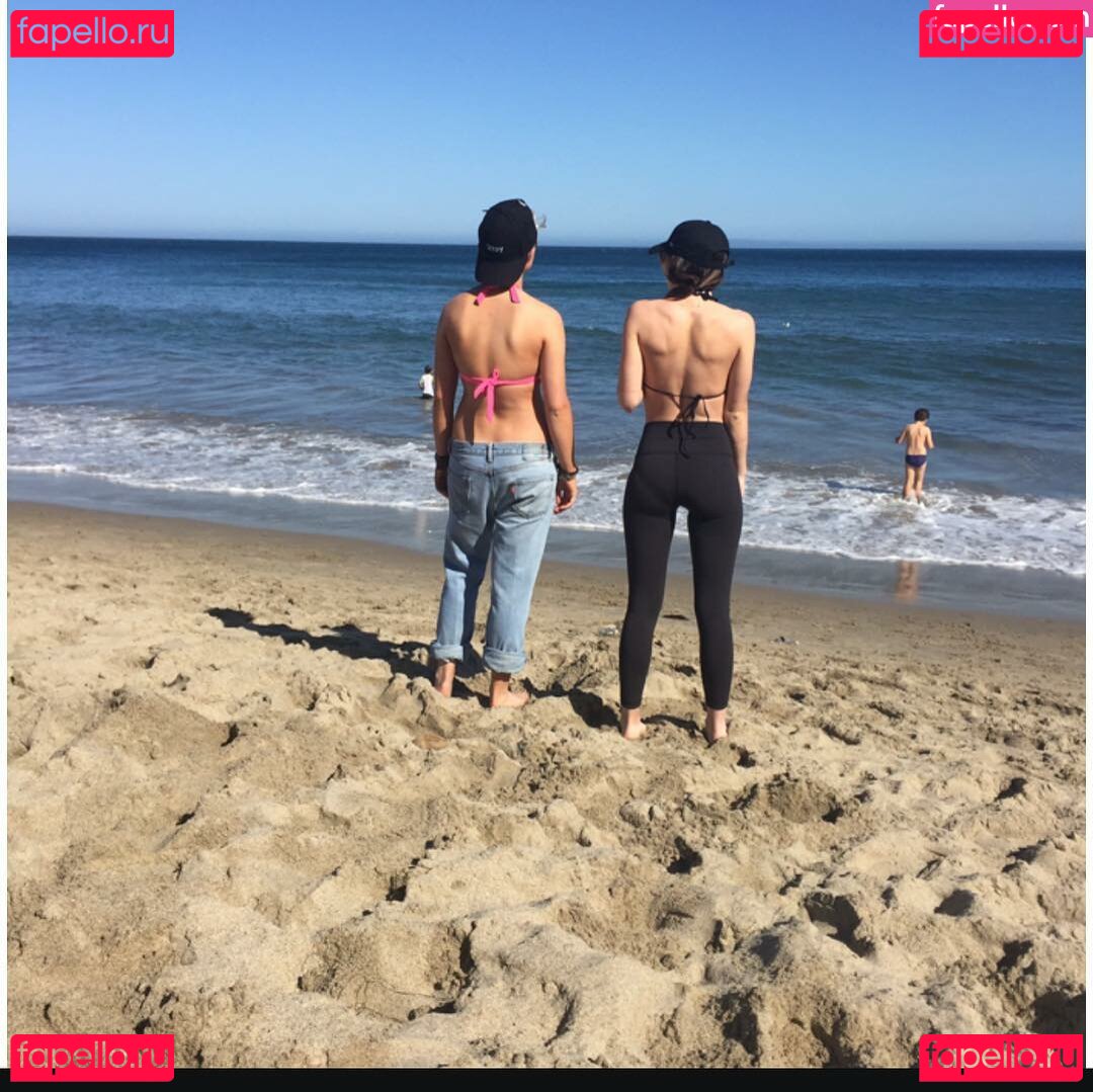 Madeline Carroll Nude Onlyfans Photo 30