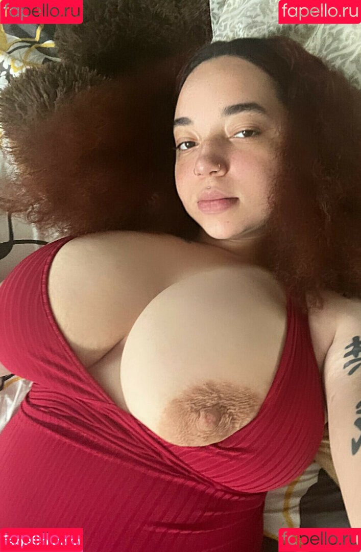 Bigglyric Onlyfans Photo Gallery 