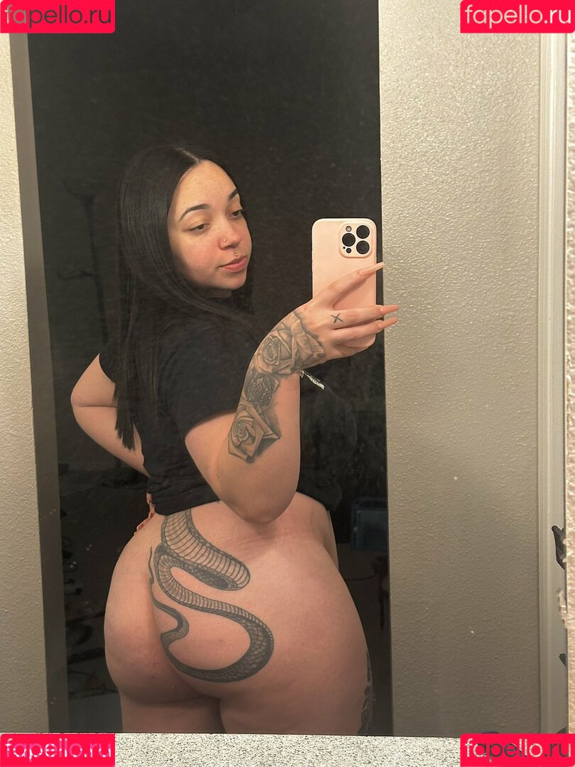 Bigglyric Onlyfans Photo Gallery 