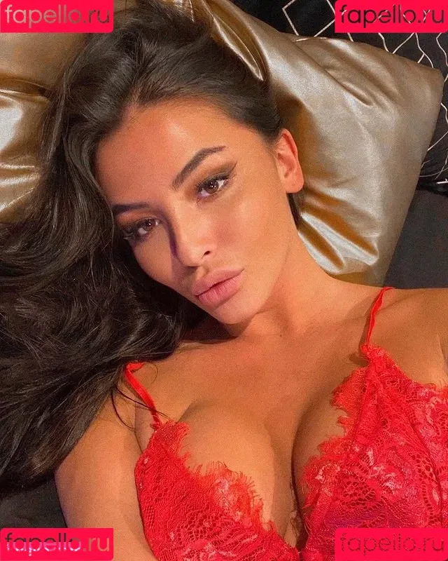 Telerealite Onlyfans Photo Gallery 