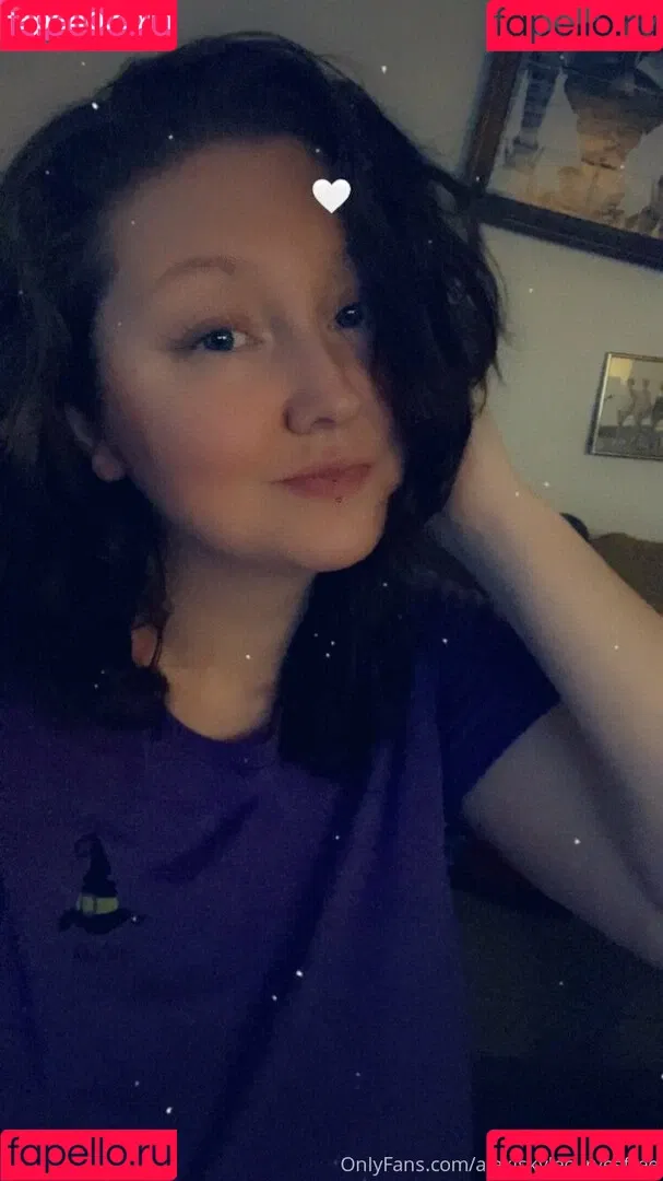 alexiskylecurvesfree Onlyfans Photo Gallery 