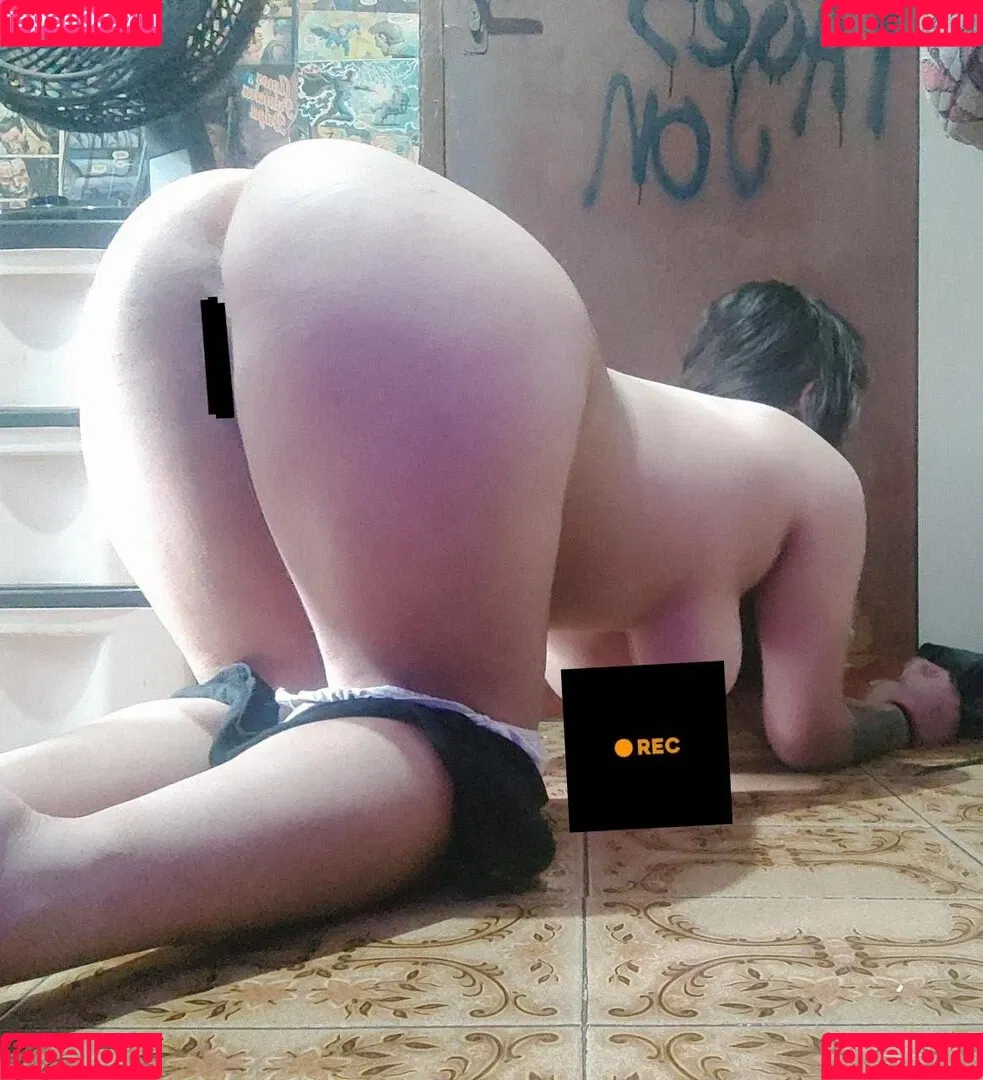 Lara Lepvs Onlyfans Photo Gallery 