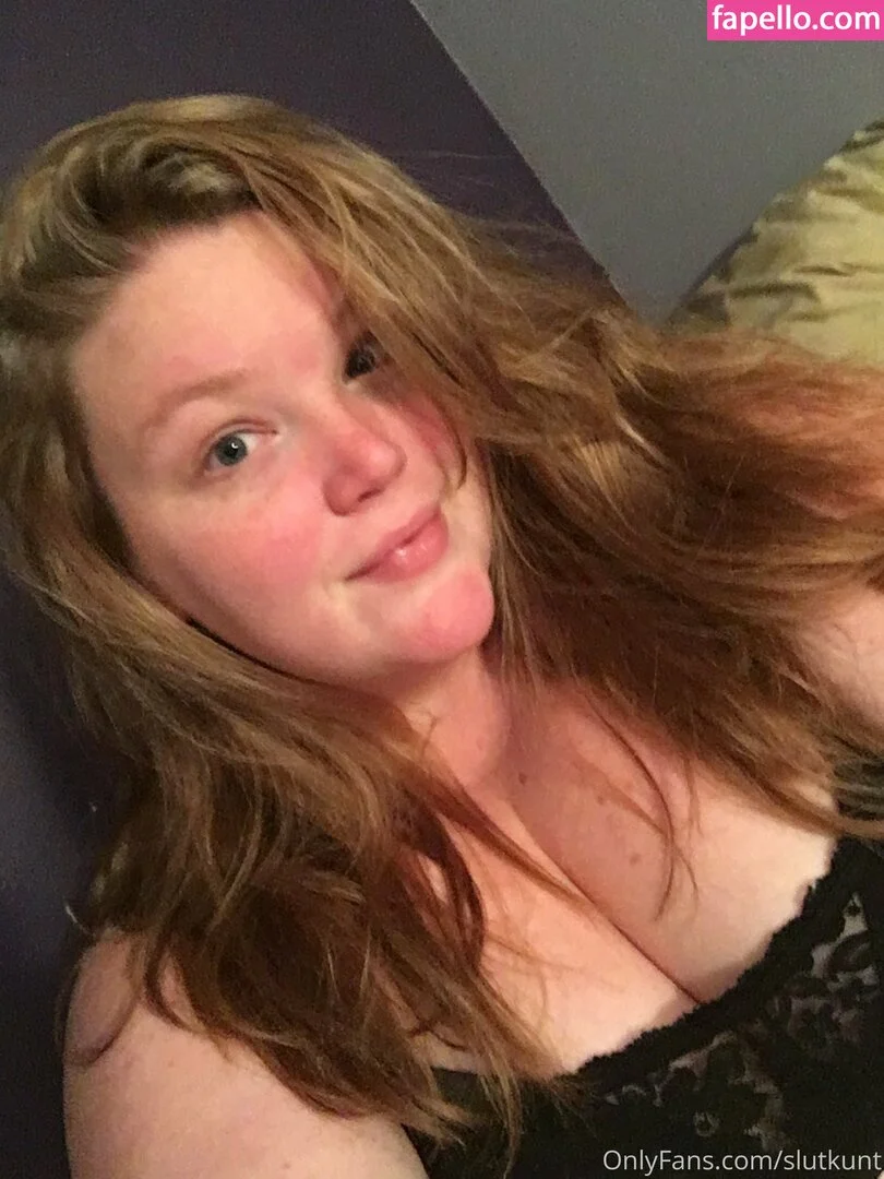 slutkunt Onlyfans Photo Gallery 