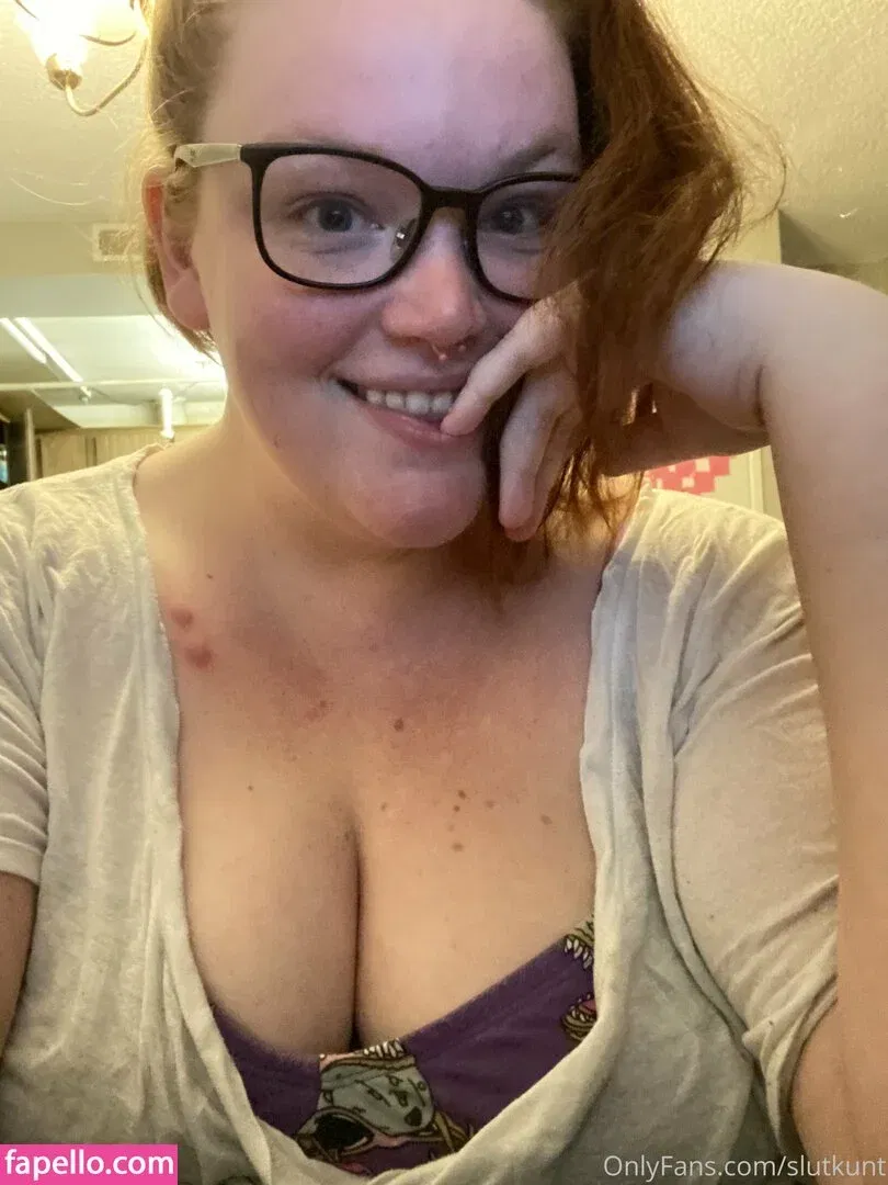 slutkunt Onlyfans Photo Gallery 