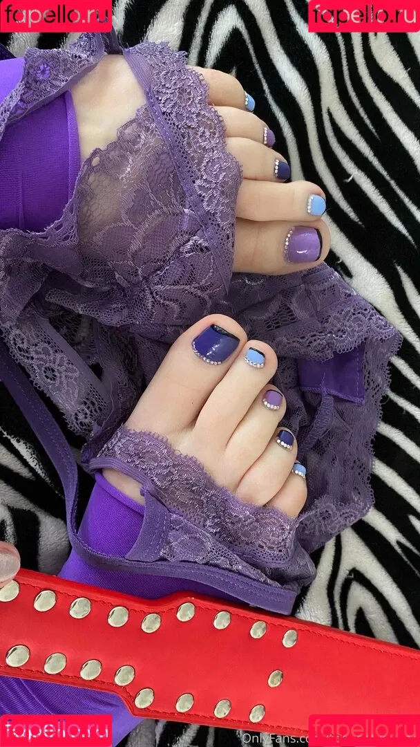 thepantyqueen Onlyfans Photo Gallery 