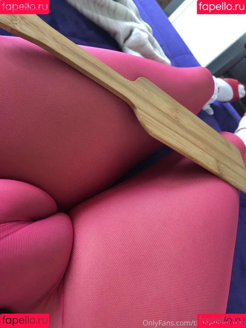 thepantyqueen Onlyfans Photo Gallery 