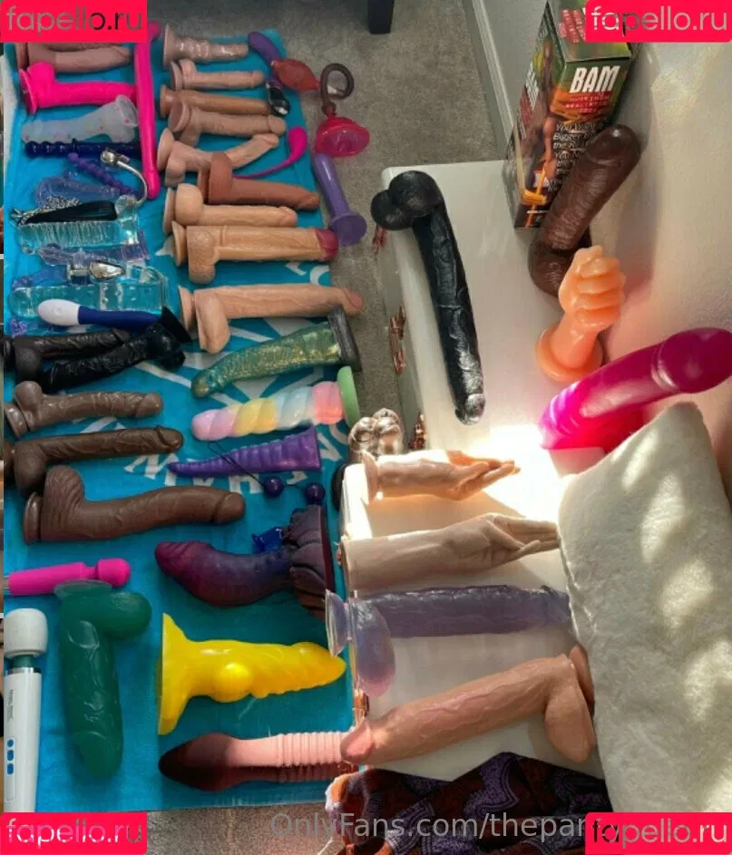 thepantyqueen Onlyfans Photo Gallery 