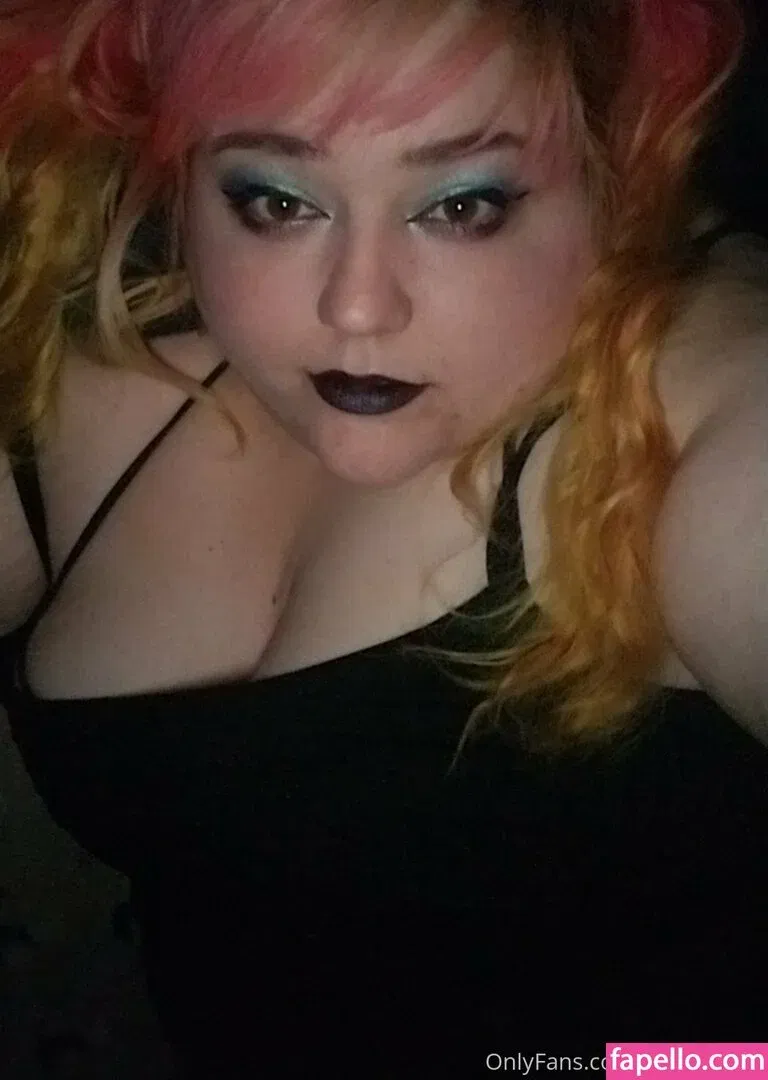 gothiccbbw Onlyfans Photo Gallery 