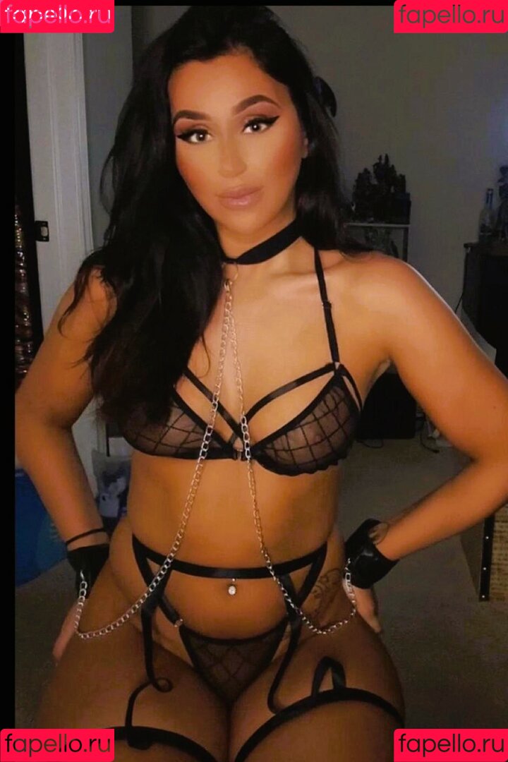 Doom LuckyGirl Onlyfans Photo Gallery 