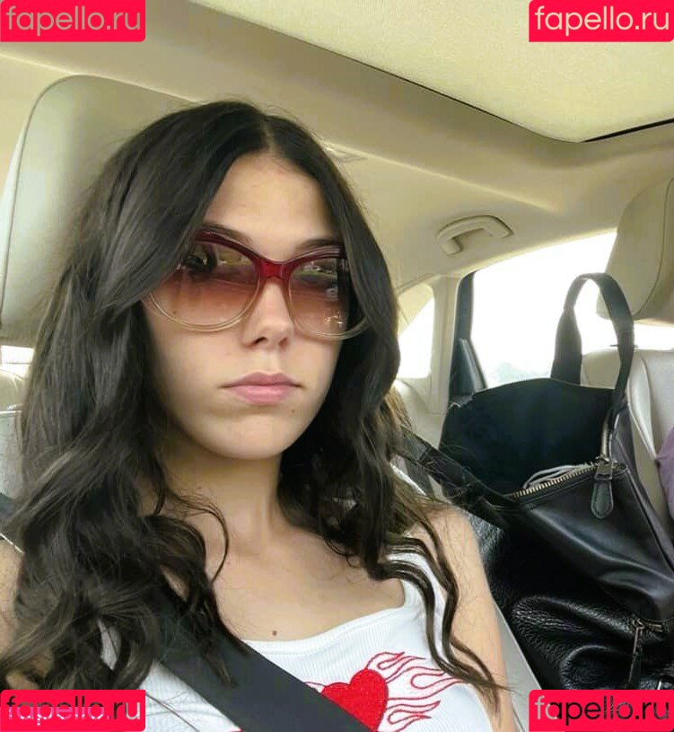 Doom LuckyGirl Onlyfans Photo Gallery 