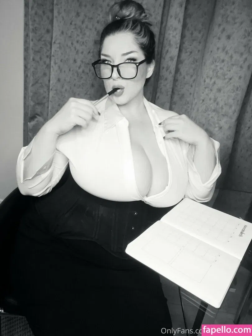 queenkcup Onlyfans Photo Gallery 