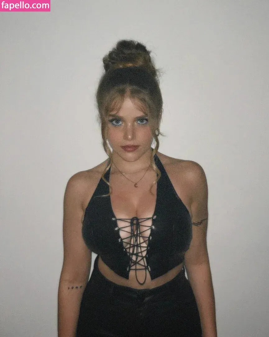 Gabriella Couto Onlyfans Photo Gallery 