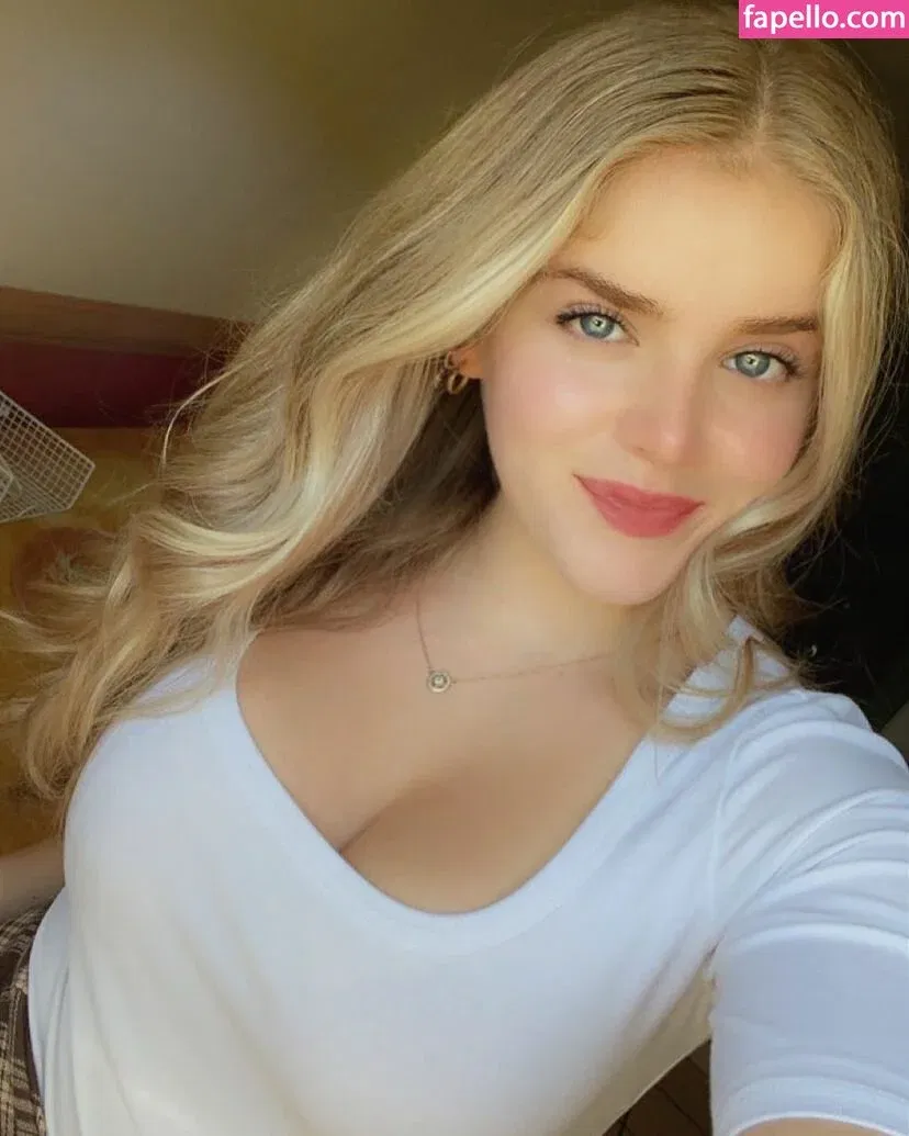 Gabriella Couto Onlyfans Photo Gallery 