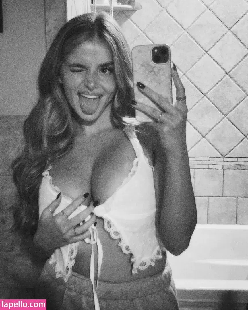 Gabriella Couto Onlyfans Photo Gallery 