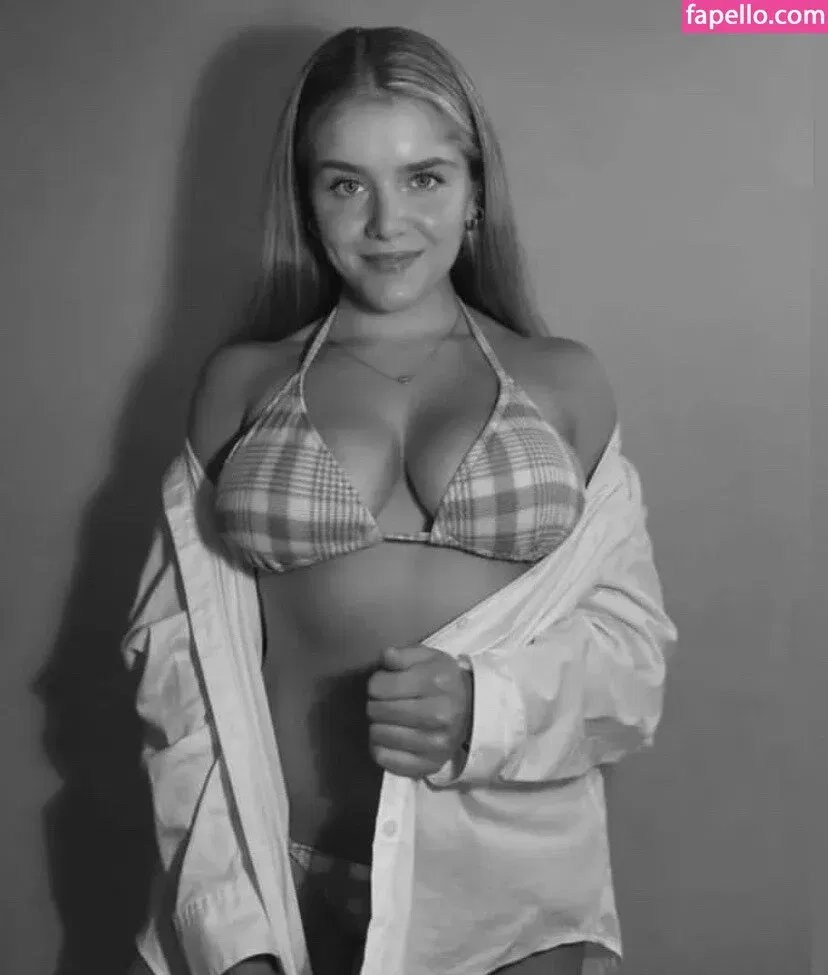 Gabriella Couto Onlyfans Photo Gallery 