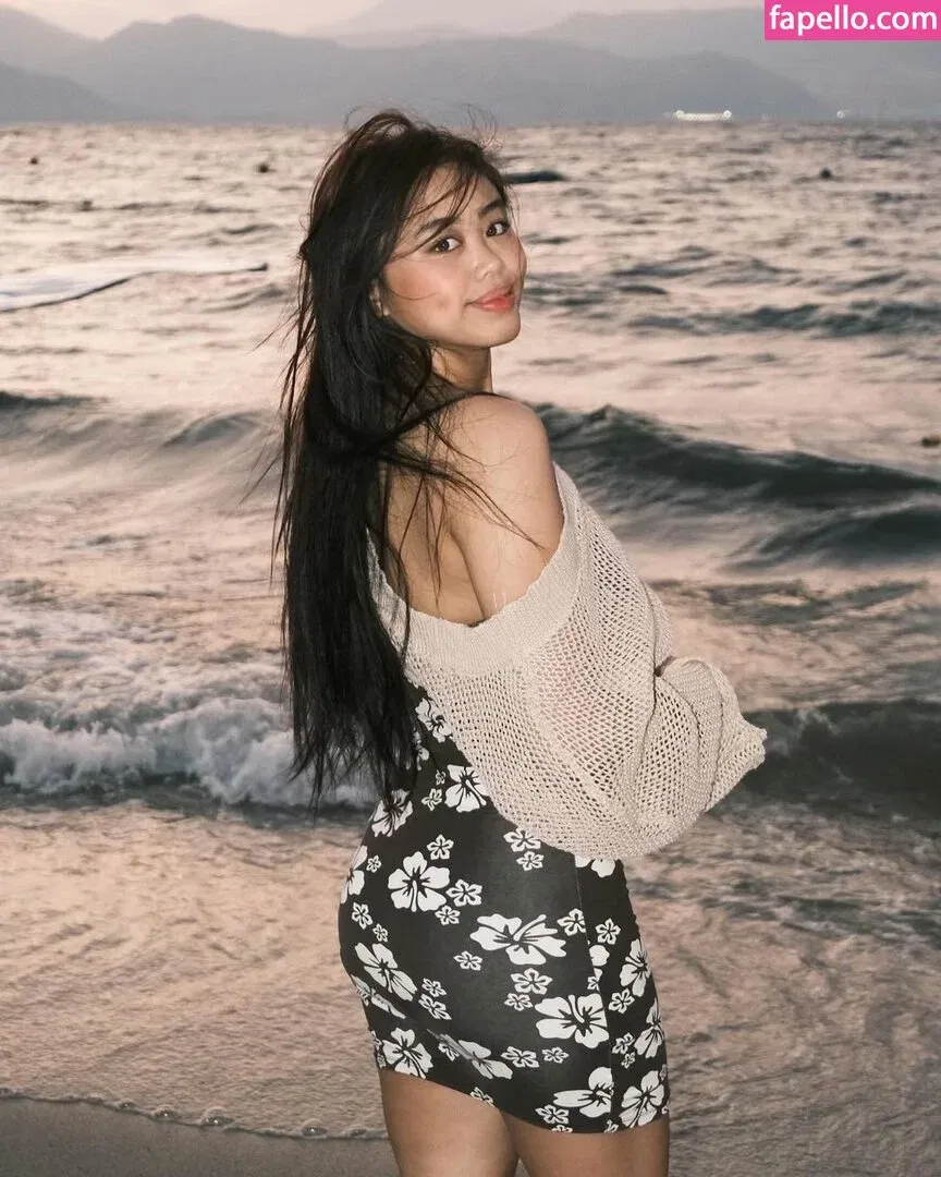 Pheeeebbbbss Onlyfans Photo Gallery 