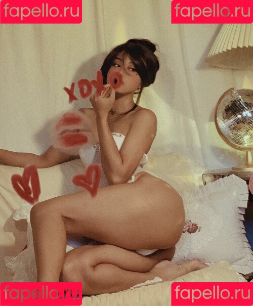 Pheeeebbbbss Onlyfans Photo Gallery 