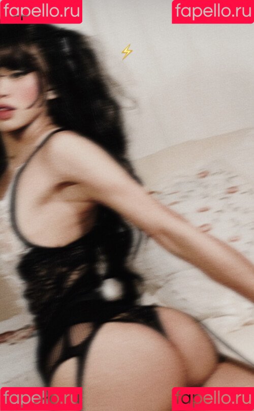 Pheeeebbbbss Onlyfans Photo Gallery 