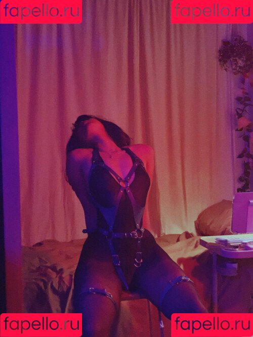 Pheeeebbbbss Onlyfans Photo Gallery 