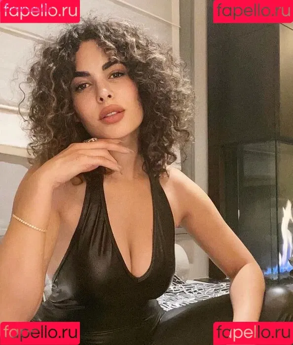 Nadine Velazquez Onlyfans Photo Gallery 