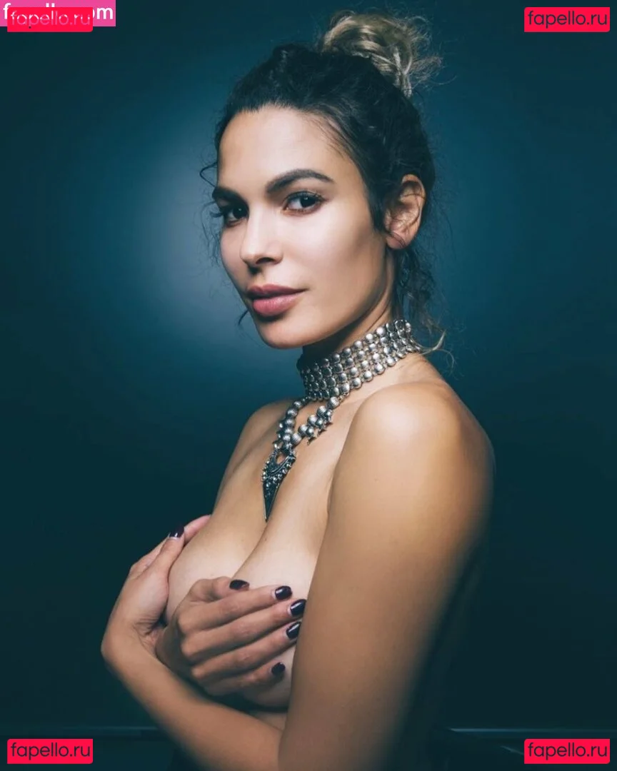 Nadine Velazquez Onlyfans Photo Gallery 