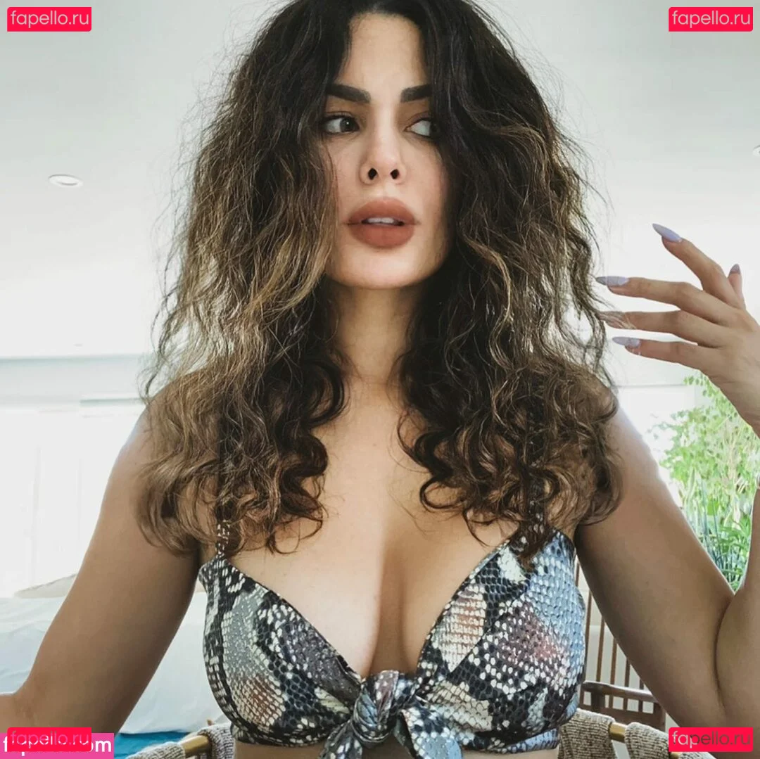 Nadine Velazquez Onlyfans Photo Gallery 