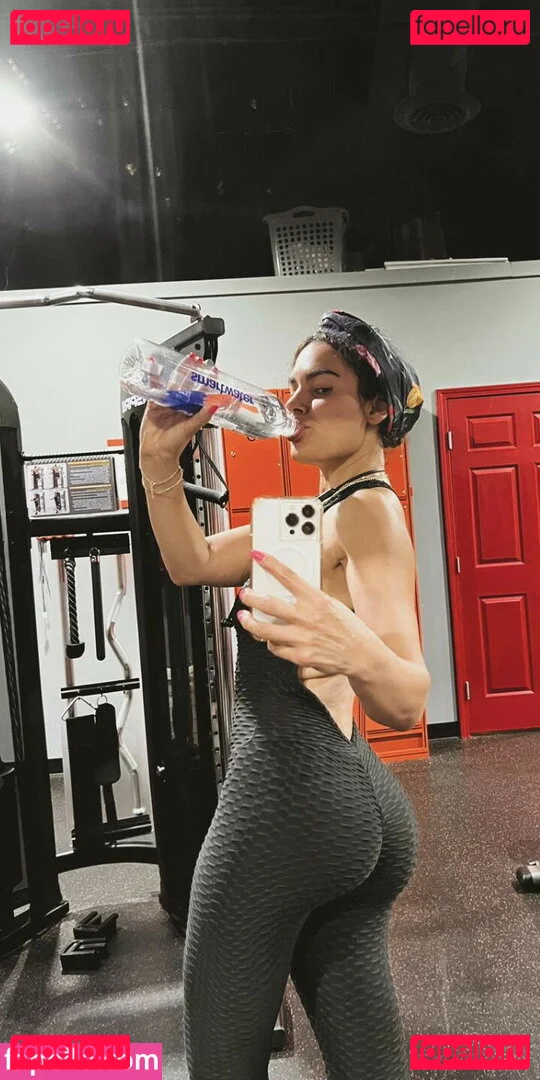 Nadine Velazquez Onlyfans Photo Gallery 