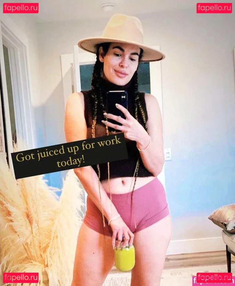 Nadine Velazquez Onlyfans Photo Gallery 