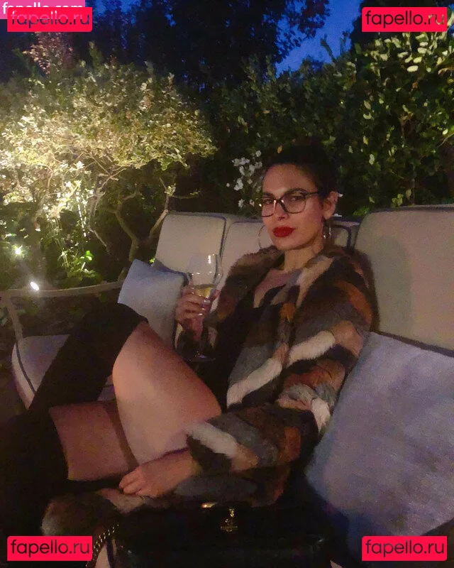 Nadine Velazquez Onlyfans Photo Gallery 