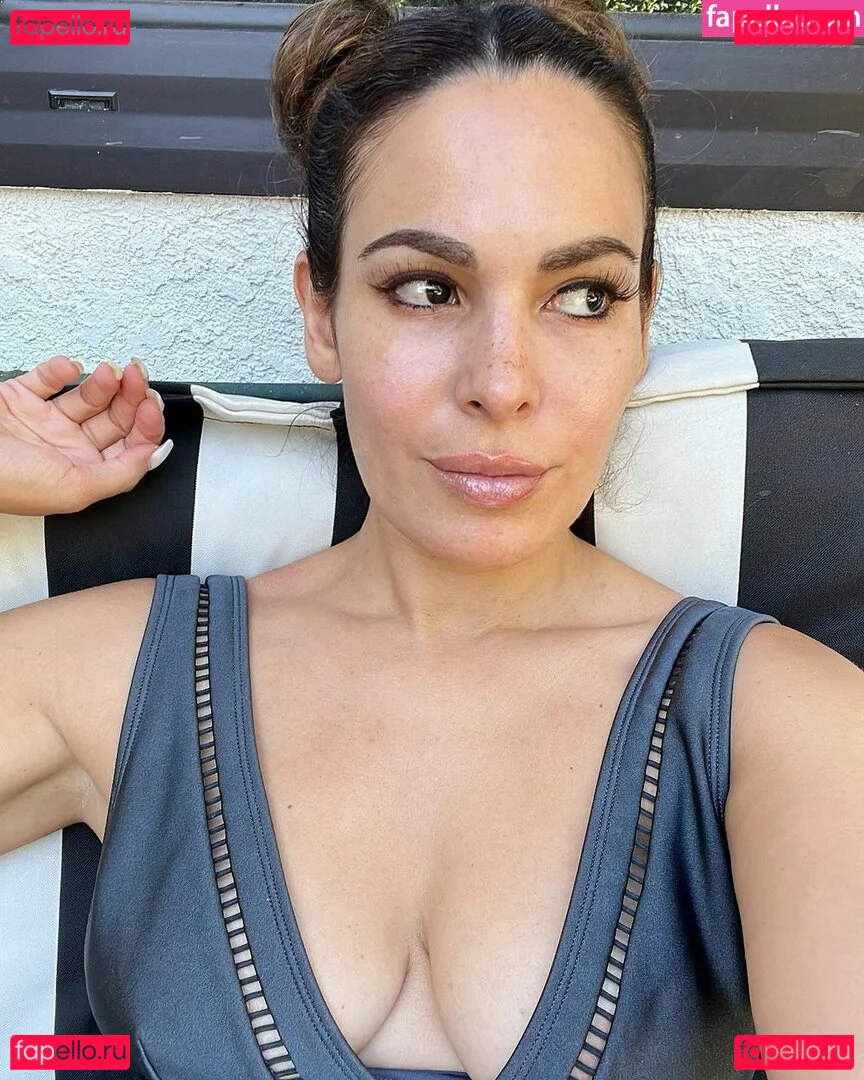 Nadine Velazquez Onlyfans Photo Gallery 