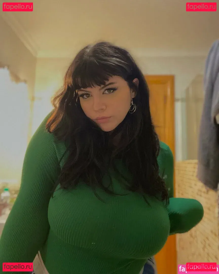 ladletsunade Onlyfans Photo Gallery 