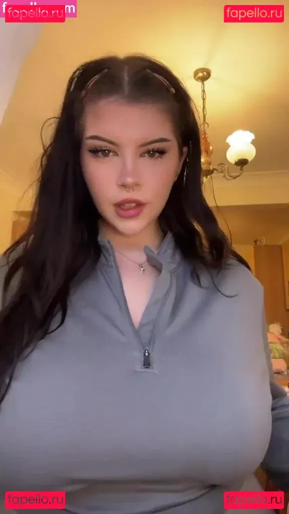 ladletsunade Onlyfans Photo Gallery 