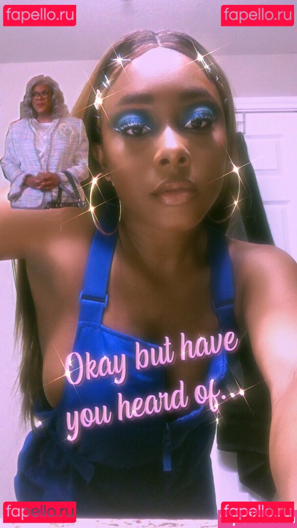 Lea'h Sampson Nude Onlyfans Photo 5