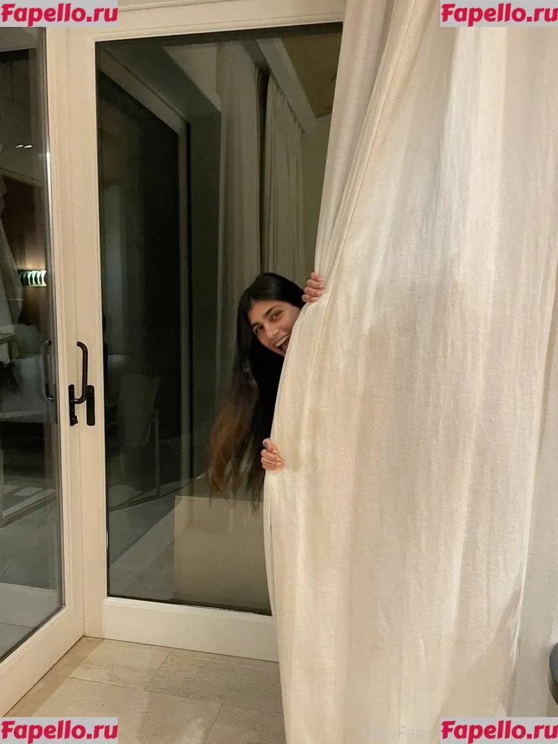 Mia Khalifa Onlyfans Photo Gallery 