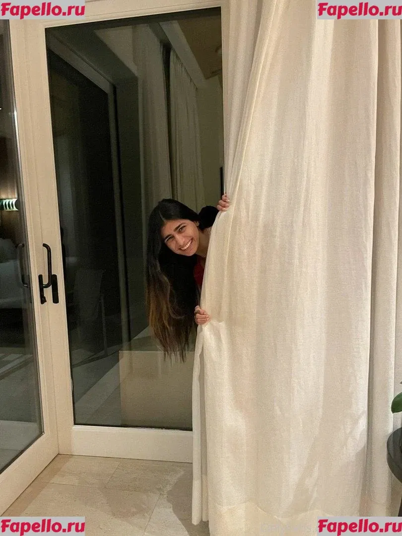 Mia Khalifa Onlyfans Photo Gallery 