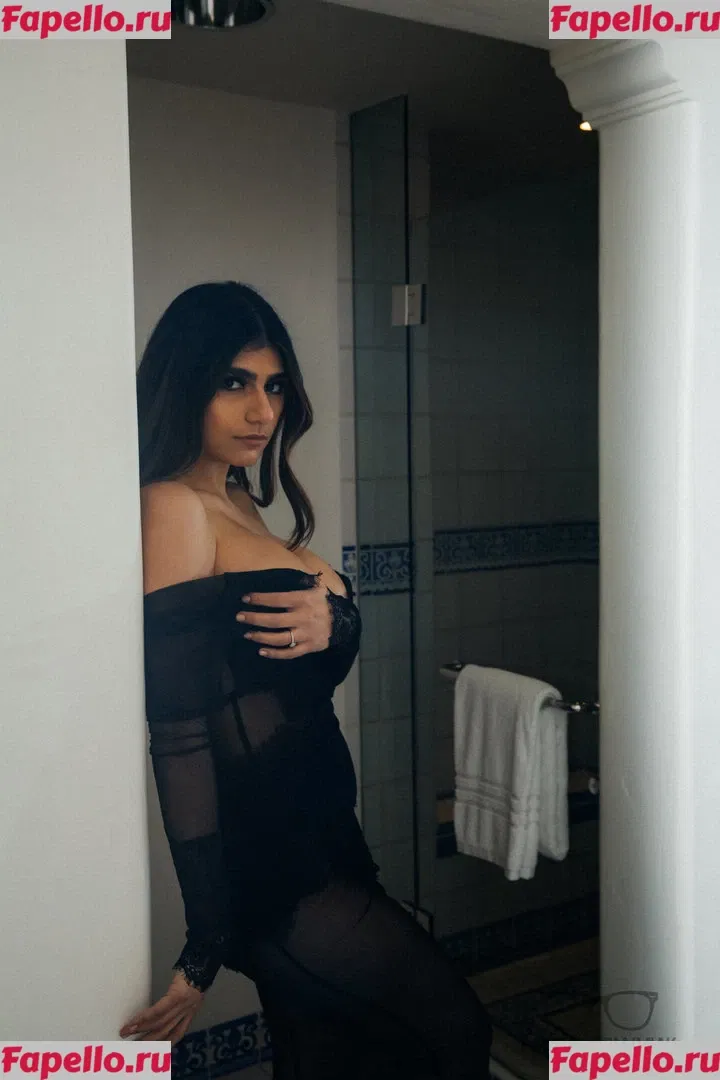 Mia Khalifa Onlyfans Photo Gallery 