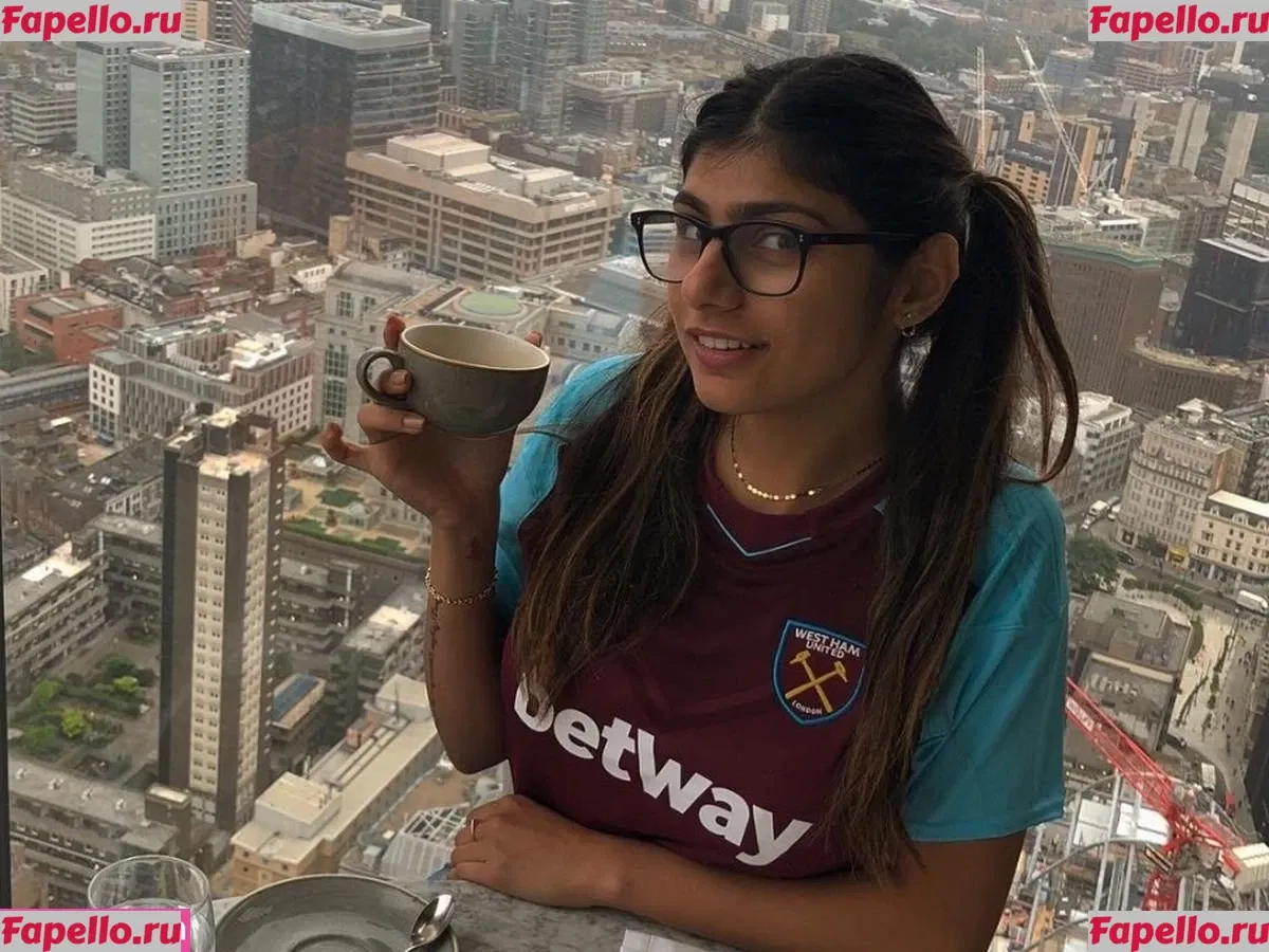 Mia Khalifa Onlyfans Photo Gallery 