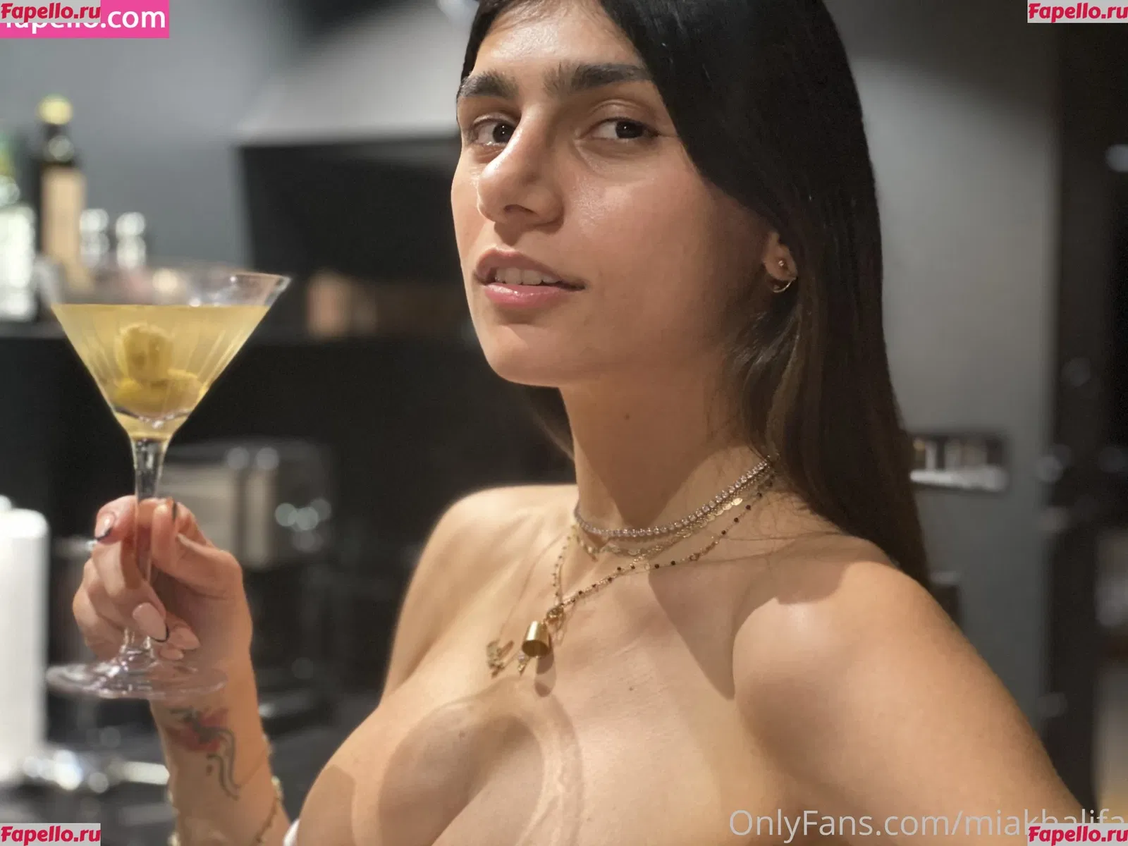 Mia Khalifa Onlyfans Photo Gallery 