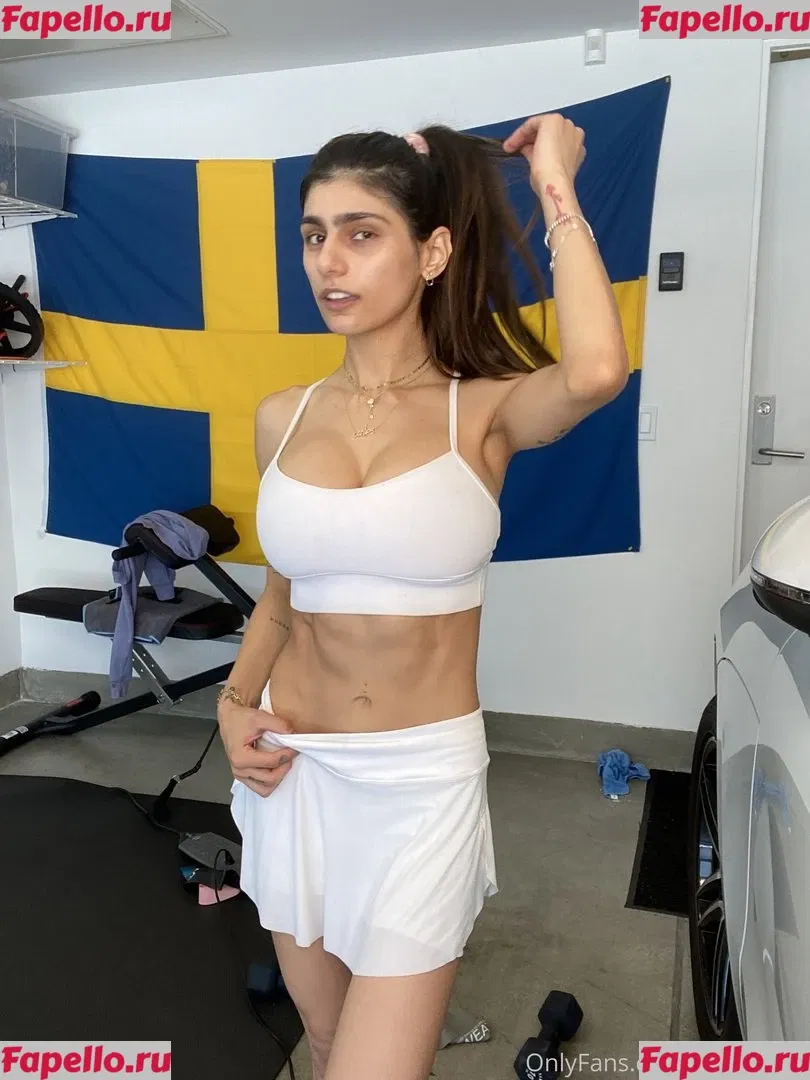 Mia Khalifa Onlyfans Photo Gallery 