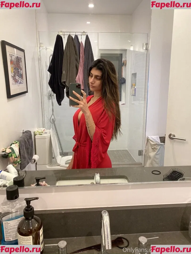 Mia Khalifa Onlyfans Photo Gallery 