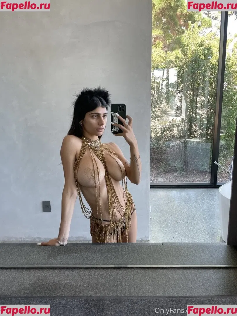 Mia Khalifa Onlyfans Photo Gallery 