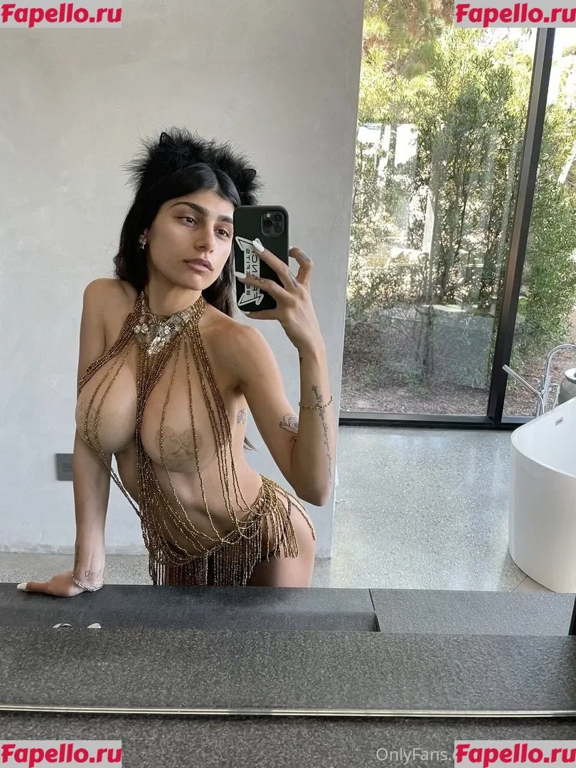 Mia Khalifa Onlyfans Photo Gallery 